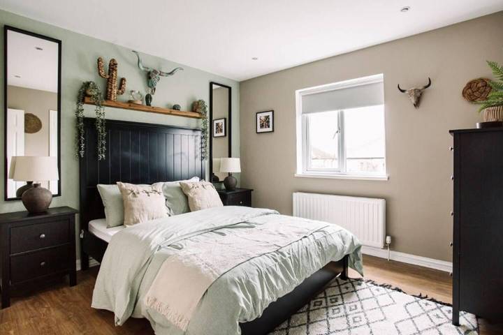 Location de vacances pour 5 personnes, avec jardin et terrasse, adapté aux familles à Belfast - 2