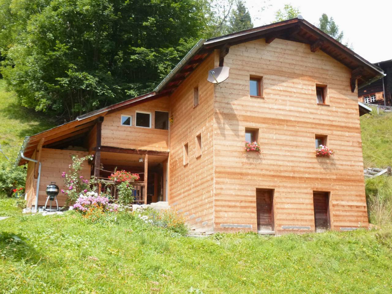 Ganze Ferienwohnung, Ferienwohnung Bio-Hirschfarm, Versam - 3 Zimmer Ferienwohnung für max. 5 Pers. in Versam, Safiental