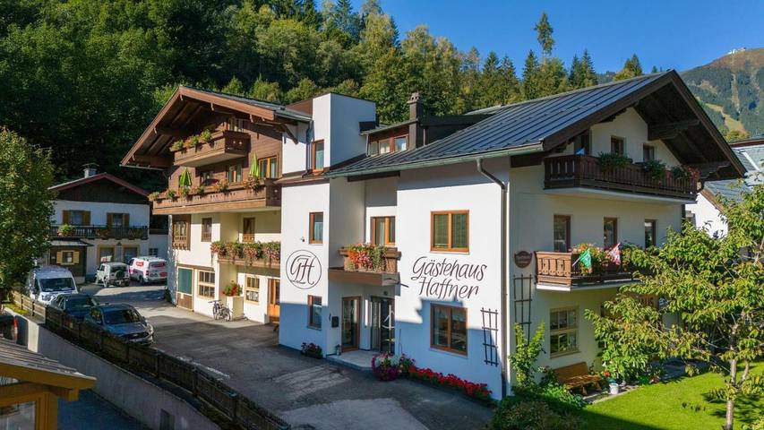 BnB für 2 Personen, mit Ausblick und Garten in Zell am See