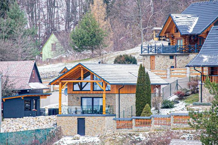 Domek letniskowy dla 9 osób, z sauna i ogród oraz jacuzzi w Słowacja