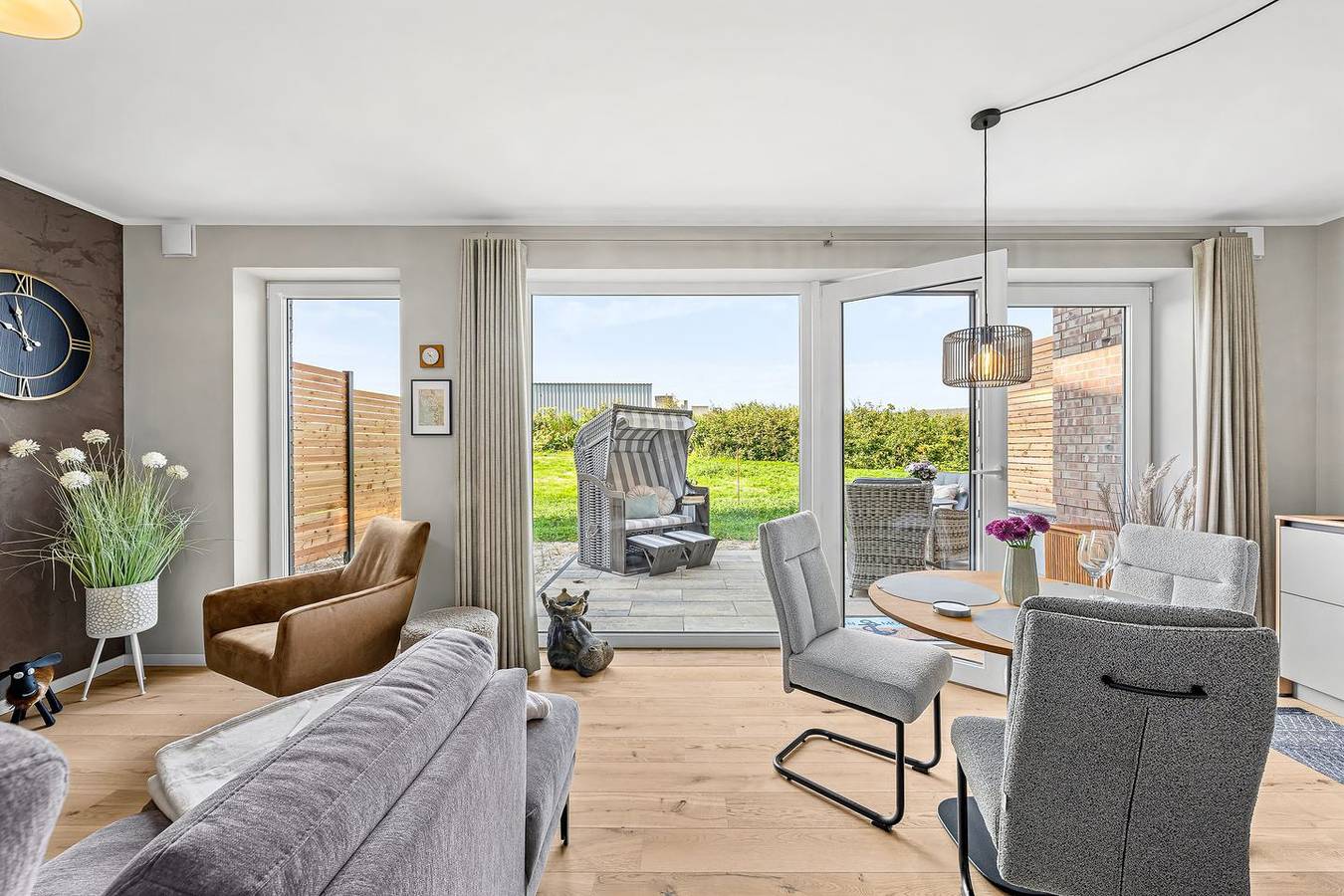 Ganze Wohnung, The View B03 Strandloft Nordsee - Strandkorb, Terrasse, Aufzug, gemein. Sauna in Badedeich Dagebüll, Dagebüll