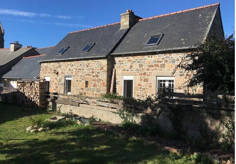 Ty Ploug in Plougrescant, Pink Granite Coast