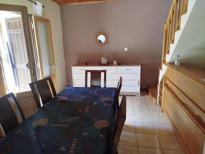 Maison d’hôte pour 10 personnes, avec vue et terrasse, animaux acceptés