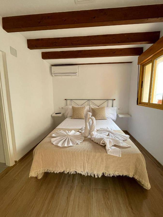 Budget Double Room in Platja de Tabarca, Costa Blanca