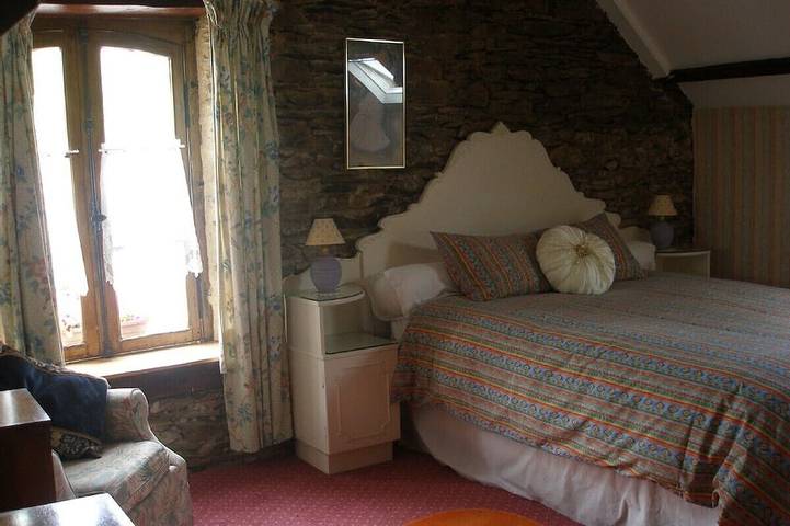 Gîte pour 6 personnes, avec jardin à Josselin - 2