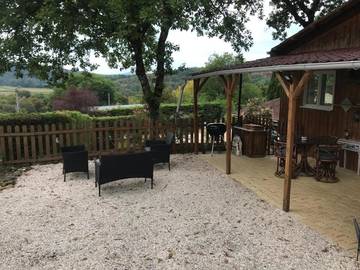 Gîte pour 5 personnes, avec vue et jardin à Condat-sur-Vézère