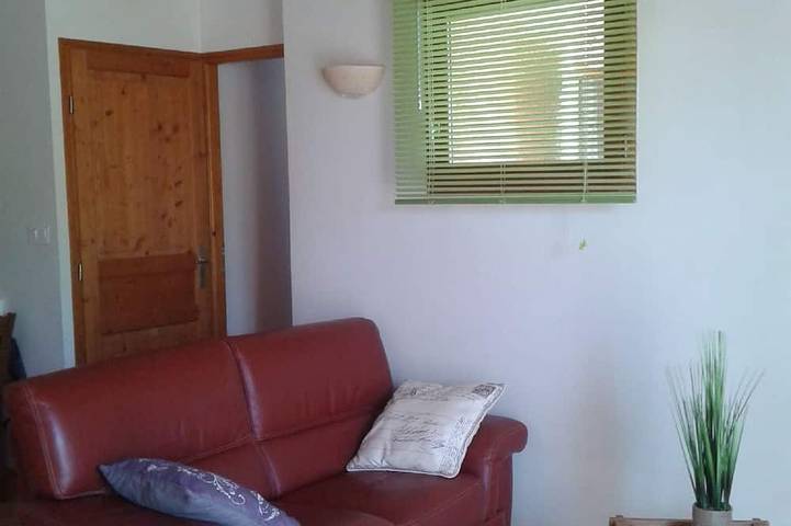 Location de vacances pour 4 personnes, avec jardin et terrasse à Aigremont - 4