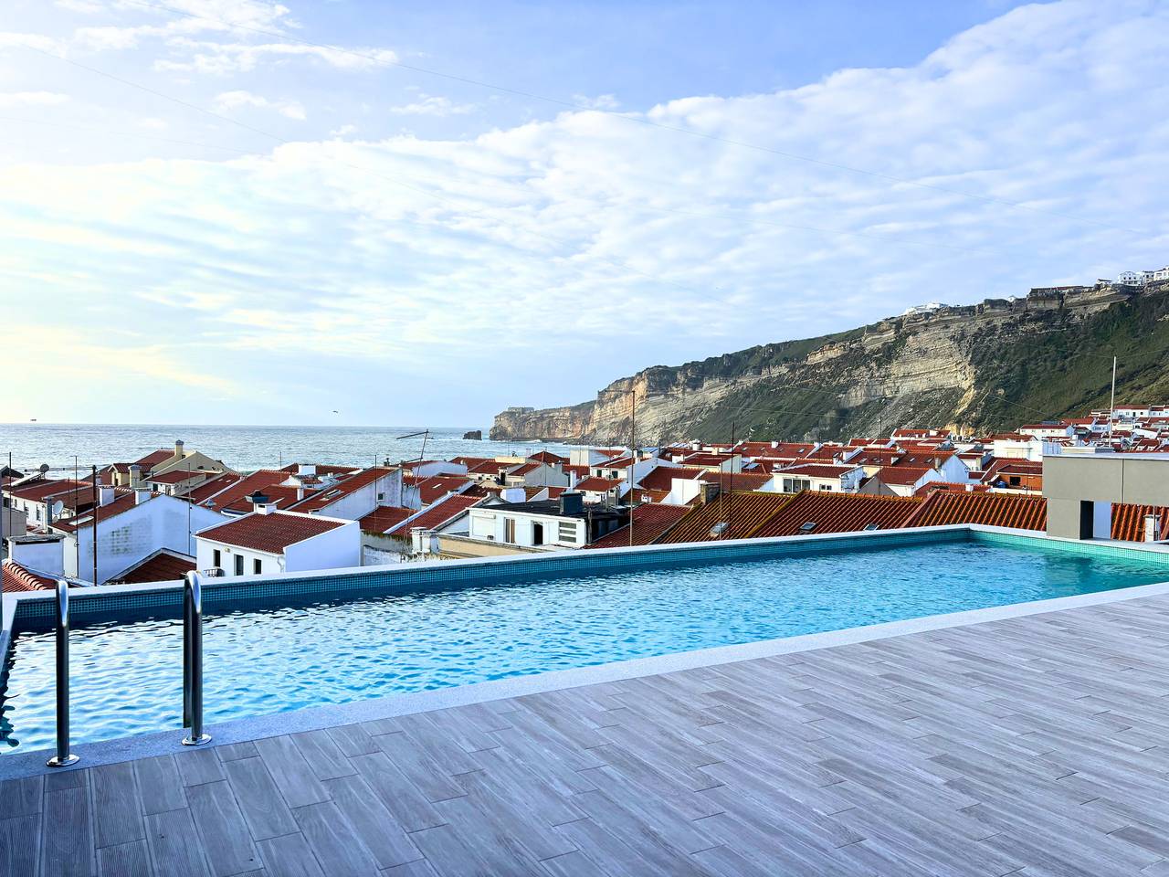 Appartement entier, Nina da Nazaré - By Sch - B in Praia da Nazaré, Nazaré