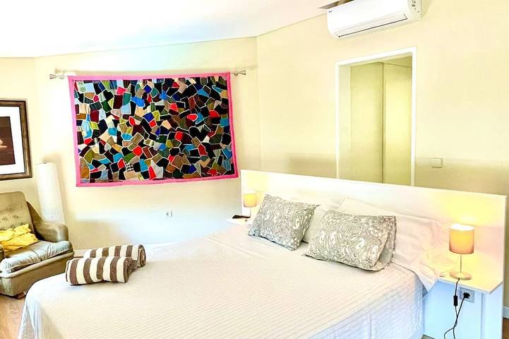 Location de vacances pour 10 personnes, avec terrasse et jardin dans Melres - 4