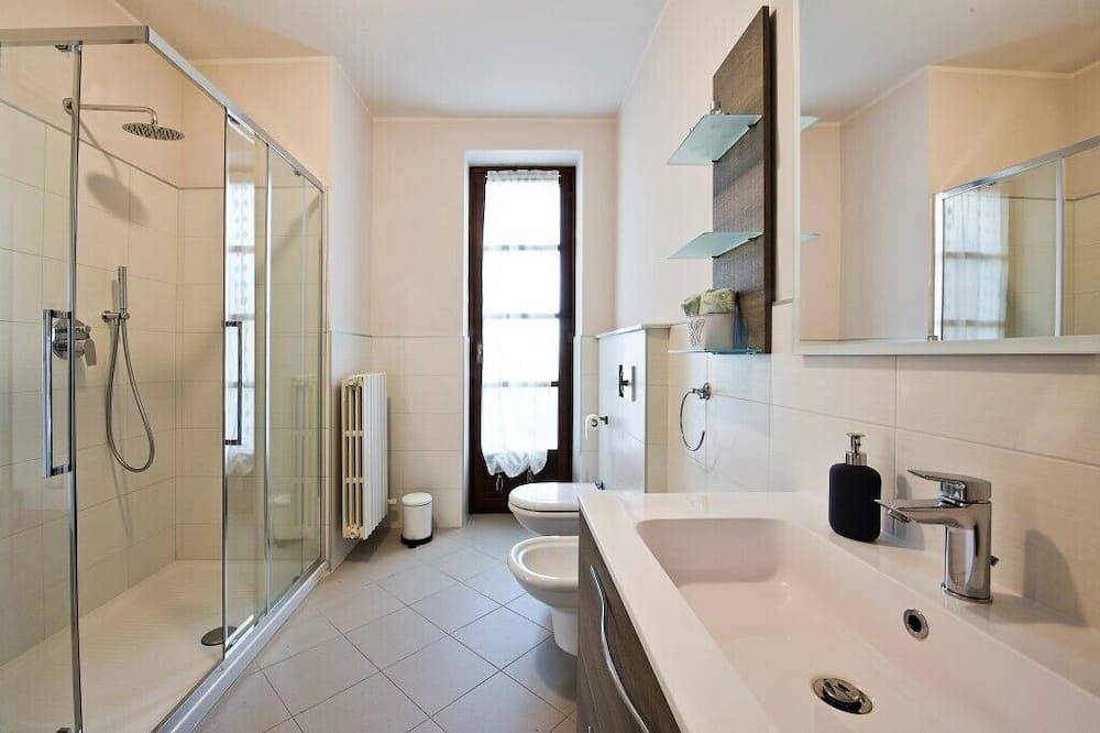 Appartement entier, Appartement Divina Commedia in Alba (Piemont), Langhe