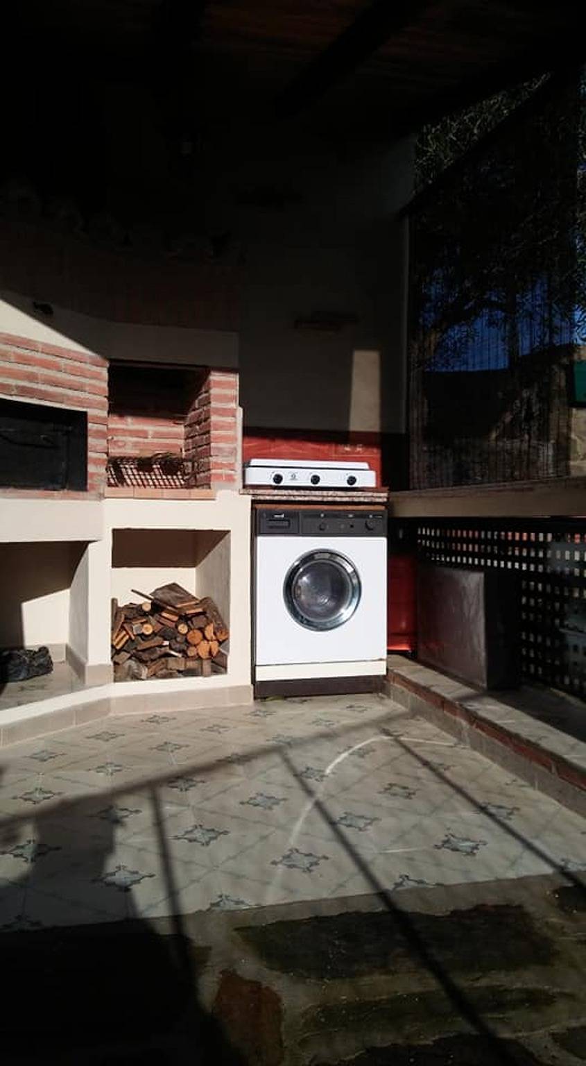 Entire studio, Cozy studio in Valencia de Alcántara 25 m² lovely garden in Valencia de Alcántara, Cáceres Region