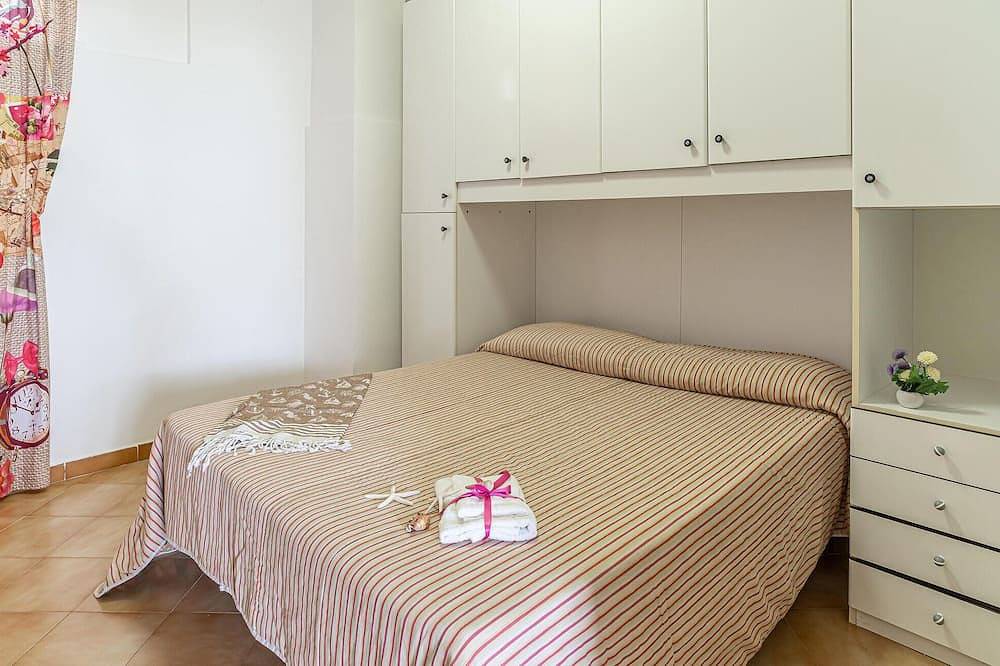 Entire apartment, Awesome apartment in Agropoli Sa in Agropoli, Cilento Coast
