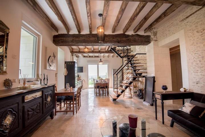 Location de vacances pour 15 personnes, avec piscine ainsi que terrasse et jacuzzi à Briollay - 4