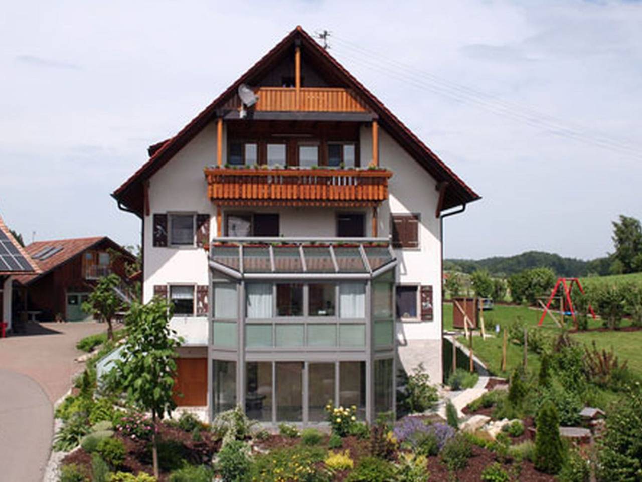 Ganze Wohnung, Haus Sonnenschein - Ferienwohnung Spatzennest, 70 qm, Balkon, 2 Schlafzimmer, max. 5 Personen in Tettnang, Region Bodensee-Oberschwaben