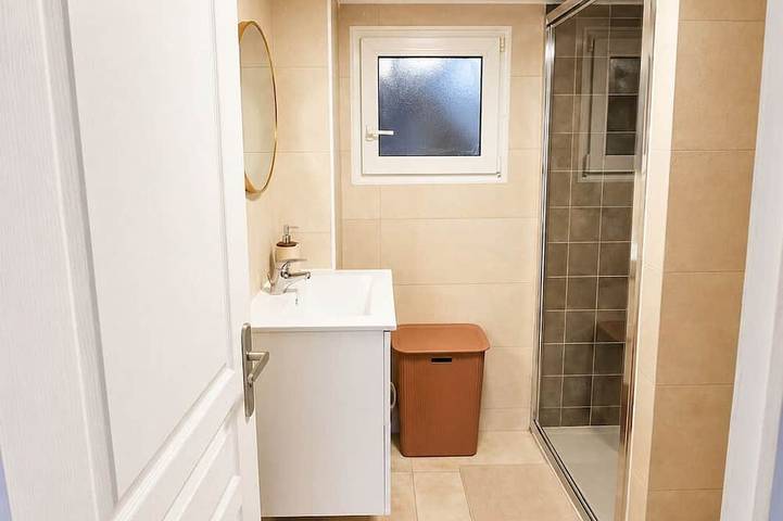 Ganze Wohnung, ✨ Cozy 2-Bedroom Apartment • Paris • Rer • Cdg • Expo Park in Sevran, Seine-Saint-Denis