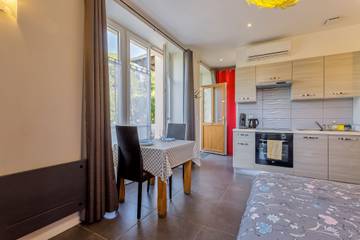 Appartement De Vacances pour 2 Personnes dans Chambéry, Région de Chambéry, Photo 3