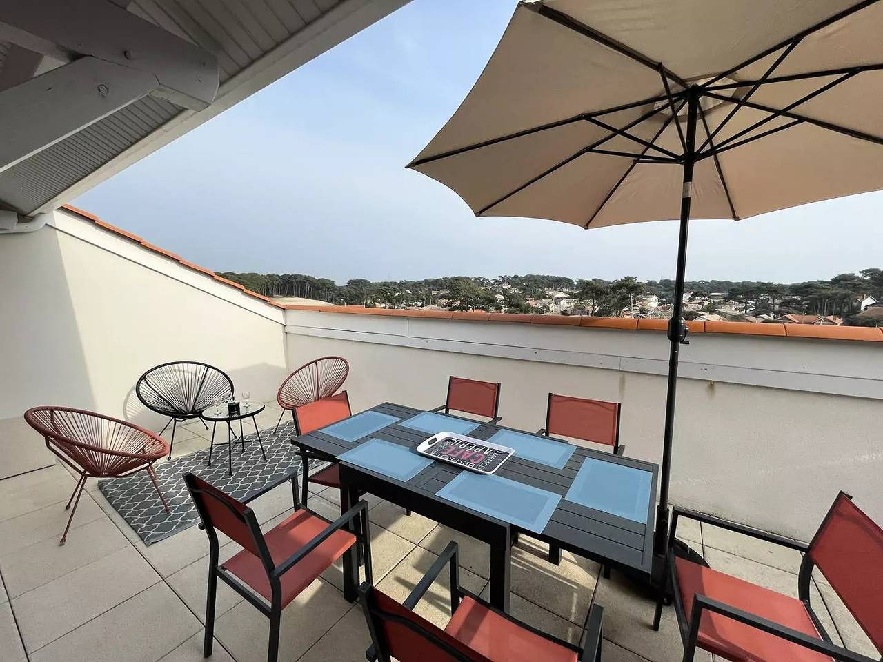 Ganze Wohnung, Neue Wohnung in der Nähe von Annehmlichkeiten für 6 Personen mit Parkplatz in Lacanau Ocean, Lacanau