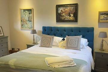 Cottage for 2 People in Surrey Hills, South East England, Photo 1