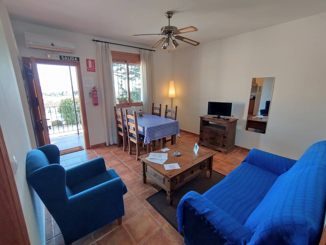 Apartamento entero, Apartamento 'Apartamento Nispero' con vistas a la montaña, Wi-Fi y aire acondicionado. in Vélez-Rubio, Provincia de Almería