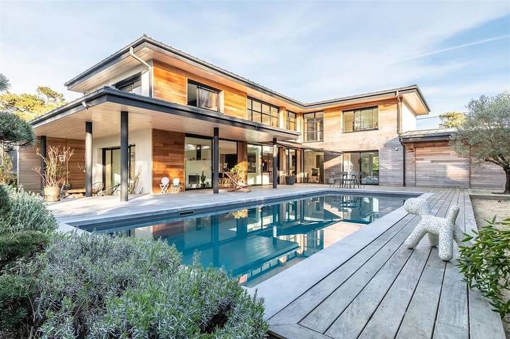 Location de vacances pour 8 personnes, avec jardin dans Golf de Chiberta