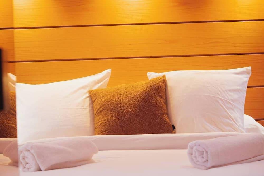 Apartamento entero, Premium Spa Chalet | Sauna & Jacuzzi | 20min Paris in Gif-sur-Yvette, Parque natural regional del Alto Valle de Chevreuse
