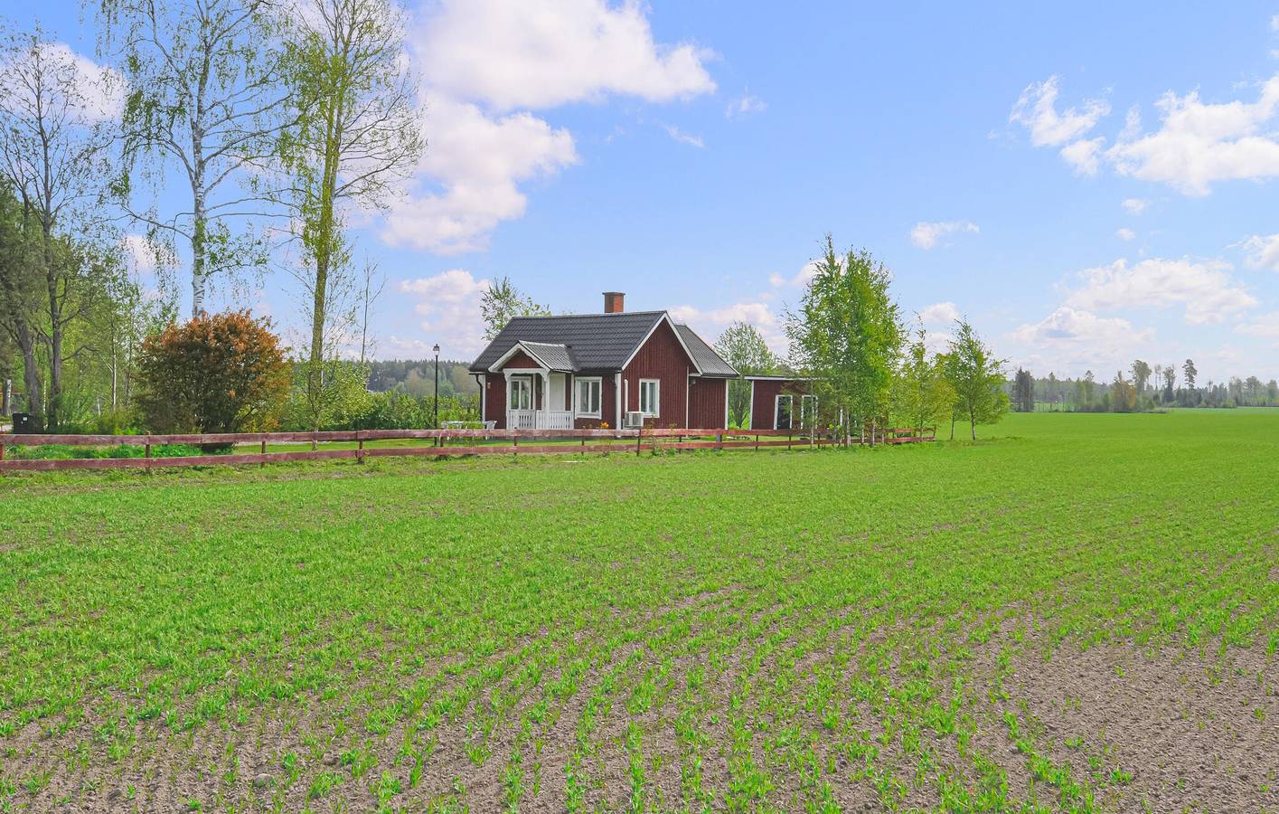 Holiday home for 5 people with garden in Vänern