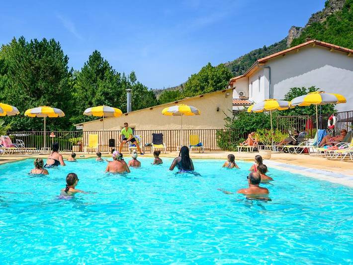 Camping Les Eaux Chaudes - Chalet 4 personnes - 4places - Pmr in Digne-les-Bains, Alpes-de-Haute-Provence