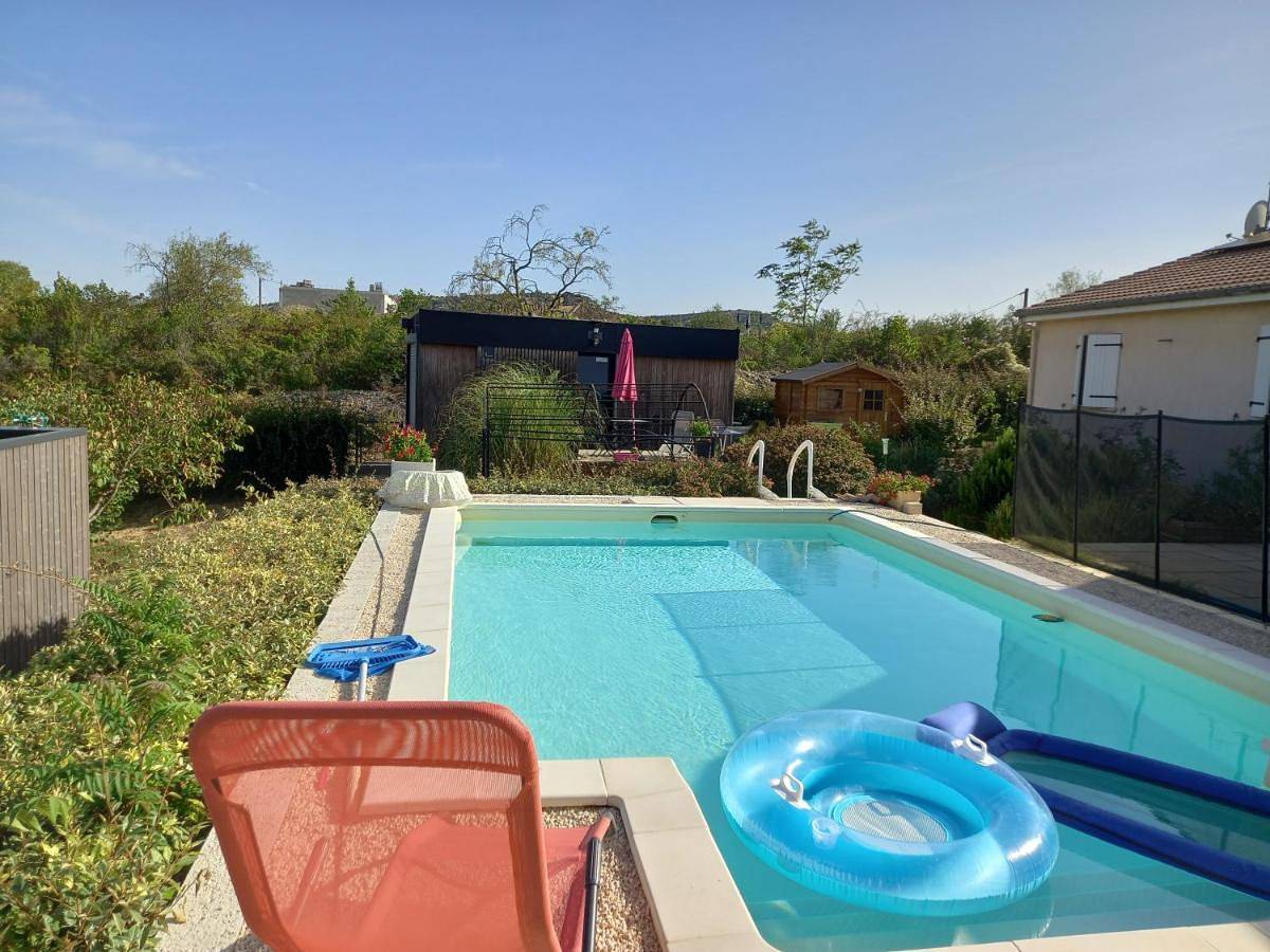 Appartement entier, Loft "Plus belle la vue" in Vinezac, Parc naturel régional des Monts d'Ardèche