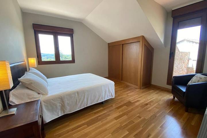 Casa - Finca Completa Vincular in Villanueva de Arosa, Provincia de Pontevedra