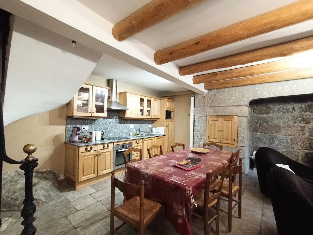 Gîte de France 8 personnes in Saint-Denis-en-Margeride, Région de Mende