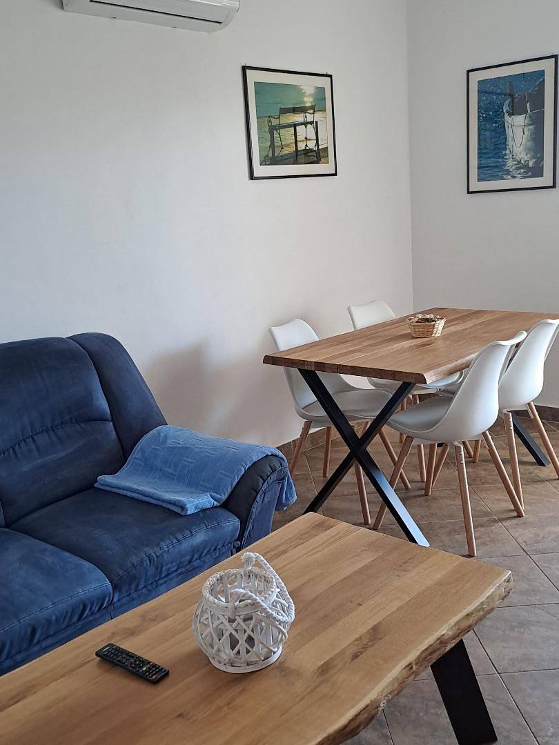 Ganze Wohnung, Ferienwohnung in Slatine mit Meerblick, Terrasse, Klimaanlage, W-Lan (5147-2) in Slatine, Ciovo