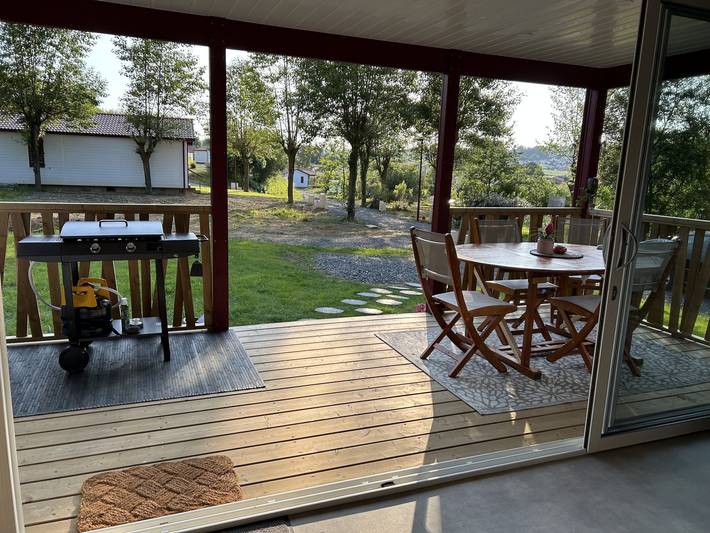 Chalet pour 5 personnes, avec piscine ainsi que jacuzzi et jardin - 1