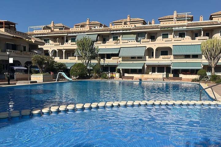 Apartamento de vacaciones para 4 personas, con balcón y piscina, Se admiten mascotas - 1