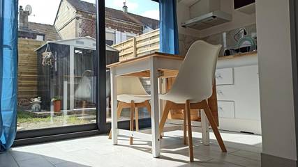 Gîte pour 3 personnes, avec terrasse et jardin à Margny-lès-Compiègne