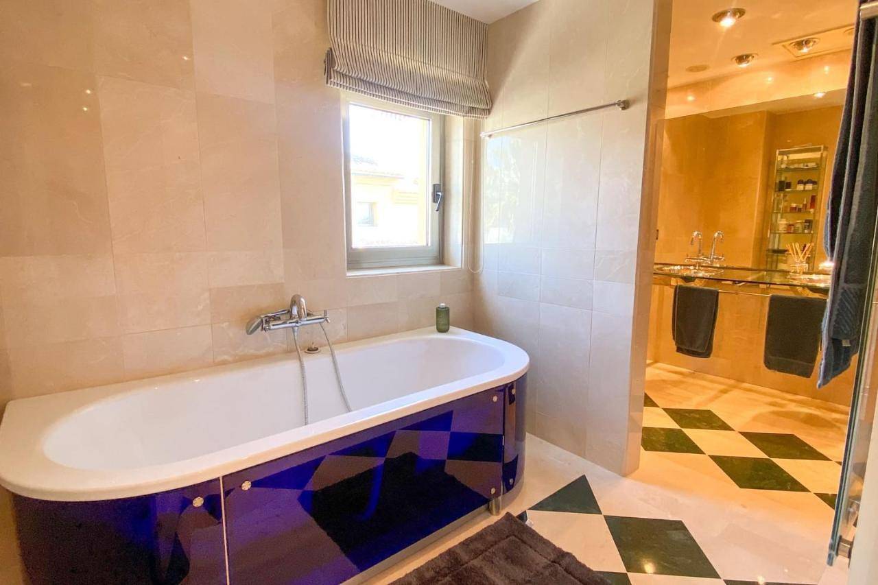 Apartamento inteiro, Ribera del Dragoncillo Sotogrande Marina in Sotogrande, San Roque