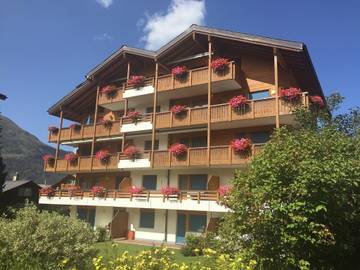 Cottage pour 3 personnes, avec balcon dans Grachen