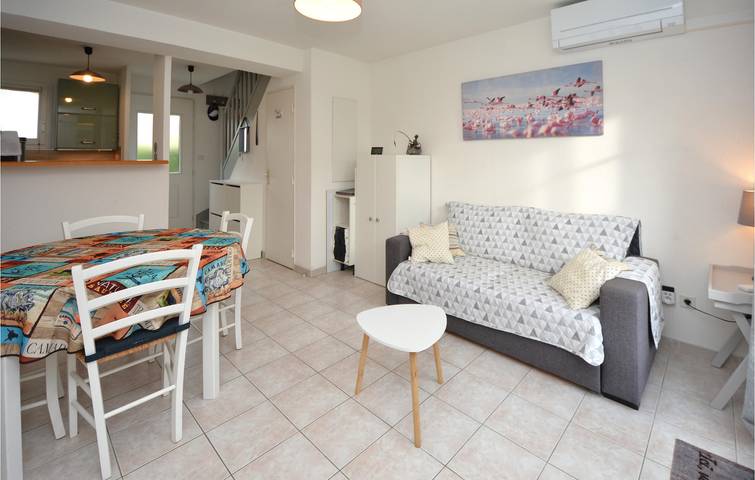 Aigues-Mortes Appartement en terrasse avec climatisation et parking in Aigues-Mortes, Côte d'Améthyste