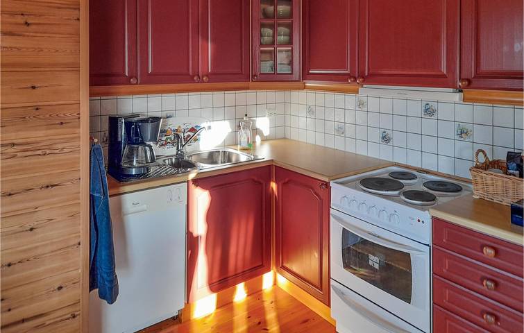 Ferienhaus für 8 Personen mit Garten in Hardangerfjord
