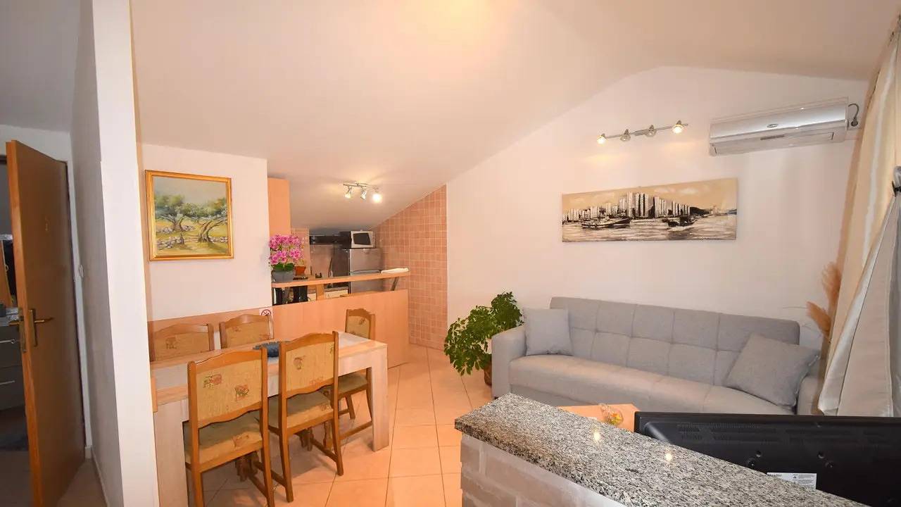 Ganze Ferienwohnung, Ferienwohnung für 4 Personen (43 m²) in Njivice in Njivice, Krk