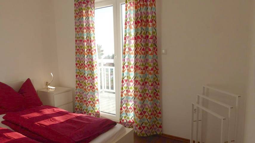 Ferienwohnung für 2 Personen, mit Ausblick und Garten in Brela - 3