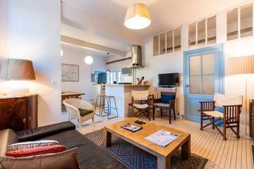 Location De Vacances pour 10 Personnes dans Montagoudin, Région de Langon, Photo 4