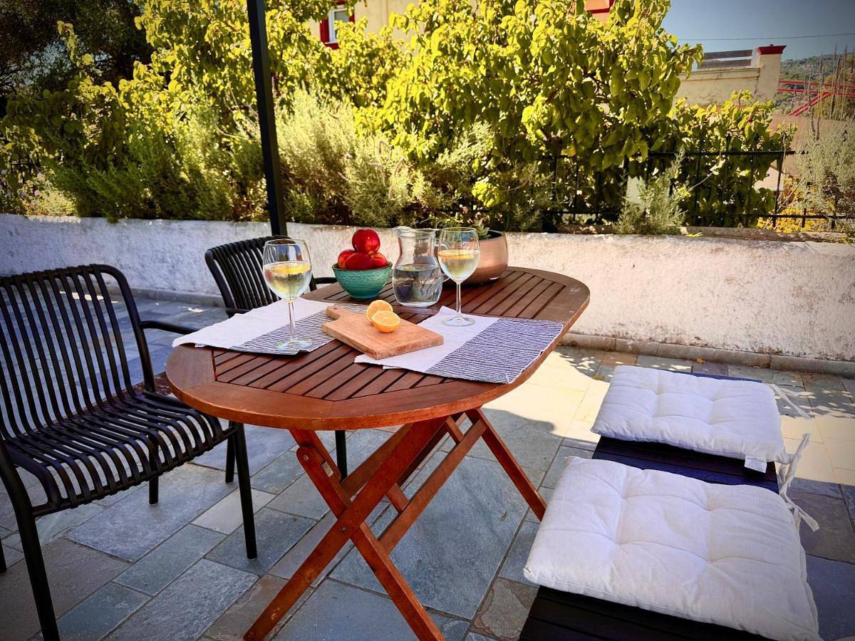 Ολόκληρο το διαμέρισμα, Staybridge Apartments, Mesongi in Μωραΐτικα, Κέρκυρα