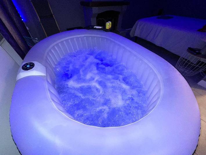 Gîte pour 2 personnes, avec jardin et jacuzzi dans Persan - 3