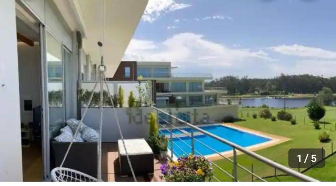 Apartment with Pool View in Esposende, Marinhas e Gandra, Parque Natural do Litoral Norte