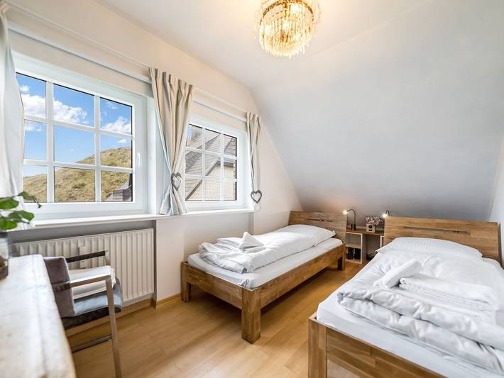 Ganze Ferienwohnung, Zum Wäldchen - Zwei Zimmer Apartment in Hörnum auf Sylt mit Balkon und direkter Strandnähe in Nordfriesische Inseln (Schleswig-Holstein) (Schleswig-Holstein), Hörnum