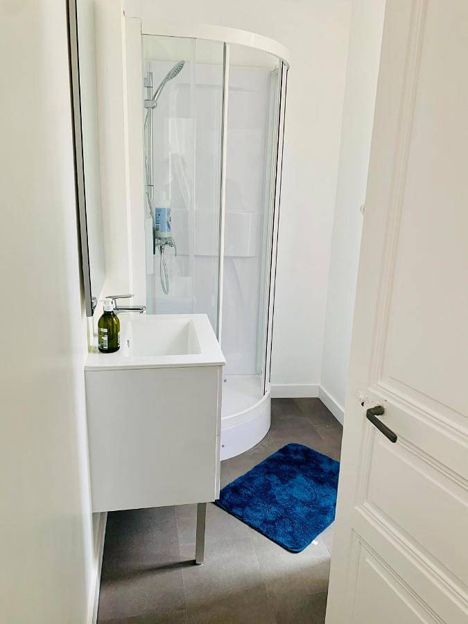 Gîte pour 2 personnes, avec Terrasse et Jardin à Roullet-Saint-Estèphe - 2