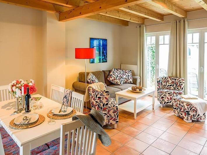 Ferienhaus für 8 Personen, mit Garten und Terrasse, mit Haustier im Ostseebad Nienhagen