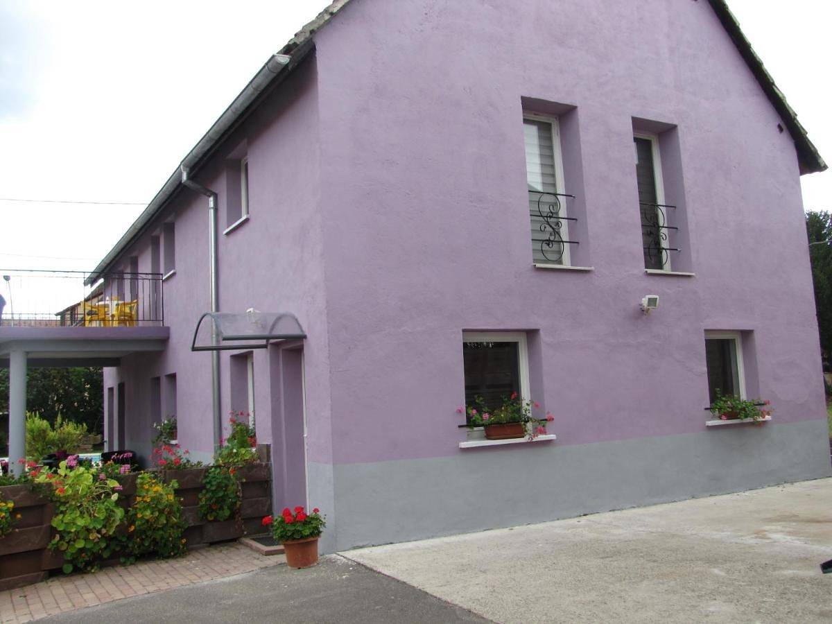 Appartement entier, Apartment with Garden View in Holtzwihr, Région de Colmar