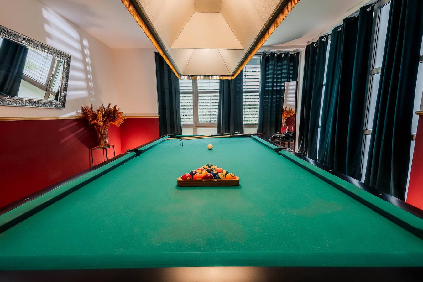 Rheinsteig Chalet | Whirlpool-Sauna-Billard-Kicker in Bendorf, Landkreis Mayen-Koblenz