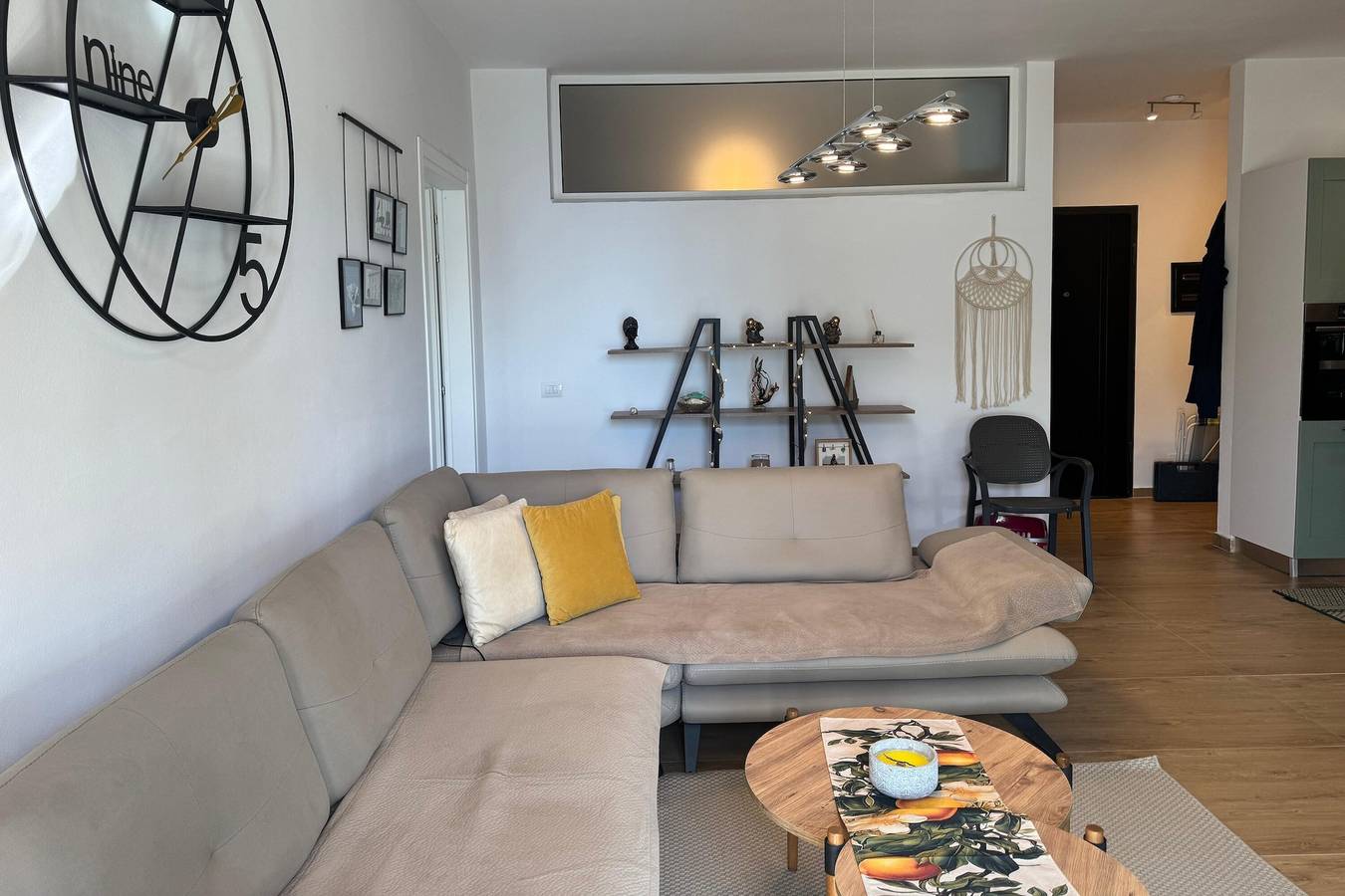 Apartamento entero, Apartamento de vacaciones para 7 personas con balcón in Vlorë (Ciudad), Vlorë